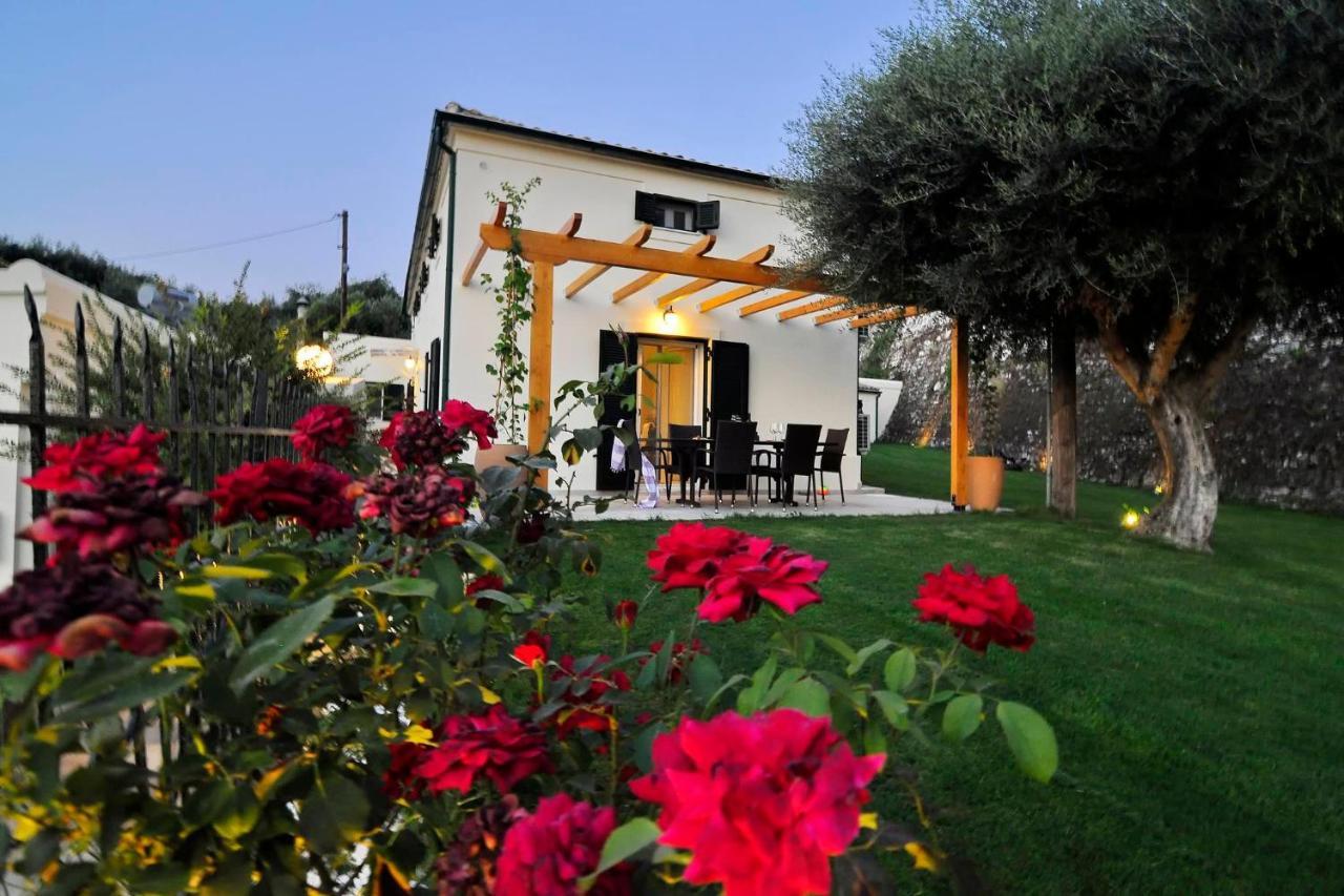 Myronis Villa Corfu Town Екстериор снимка