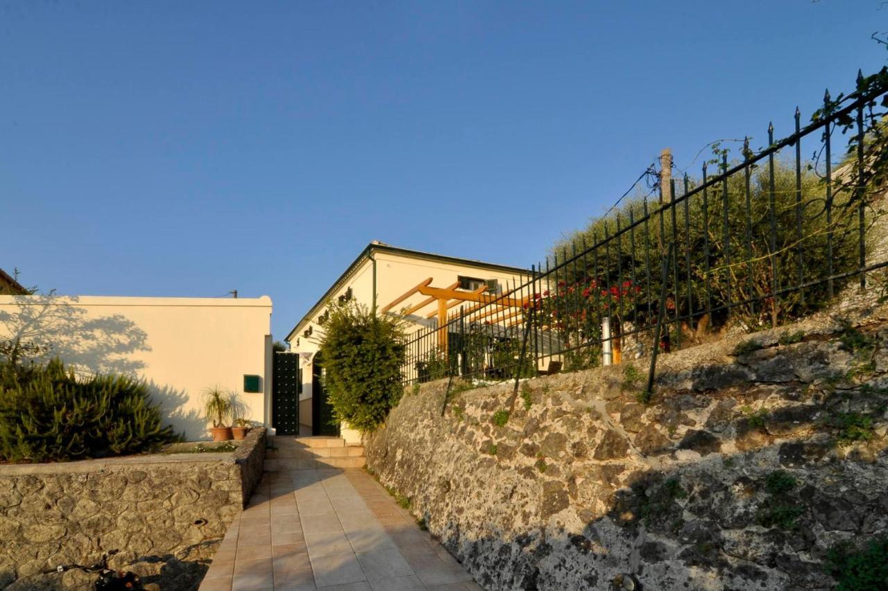 Myronis Villa Corfu Town Екстериор снимка